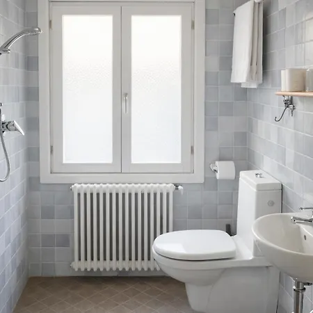 Venice Home 아파트 *